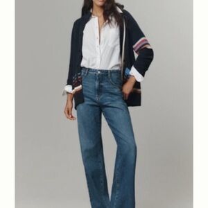 Pilcro Women’s Mid-Rise Medium Blue Straight Jeans